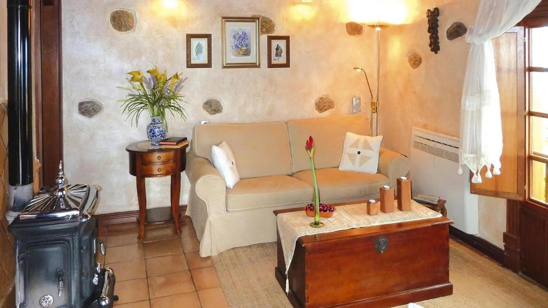 Holiday Home Caserio Lomo Arriba Casa Tia Benigna, Cleaning Included location
